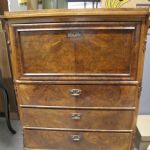 647 8214 SECRETAIRE